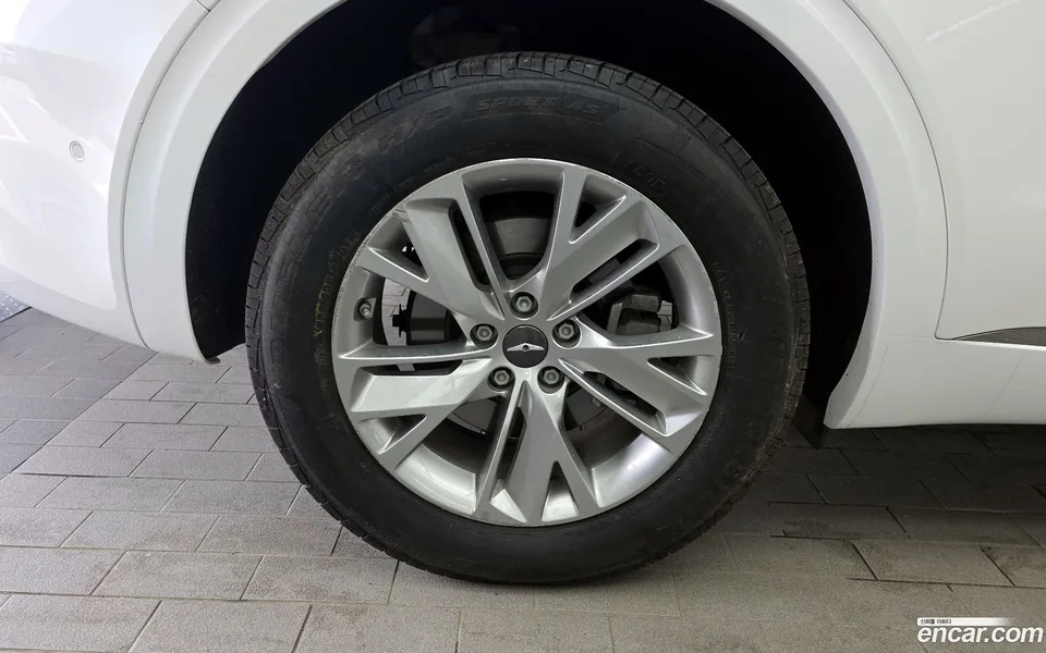 Genesis GV70 2.5T AWD 2022 — миниатюра 2
