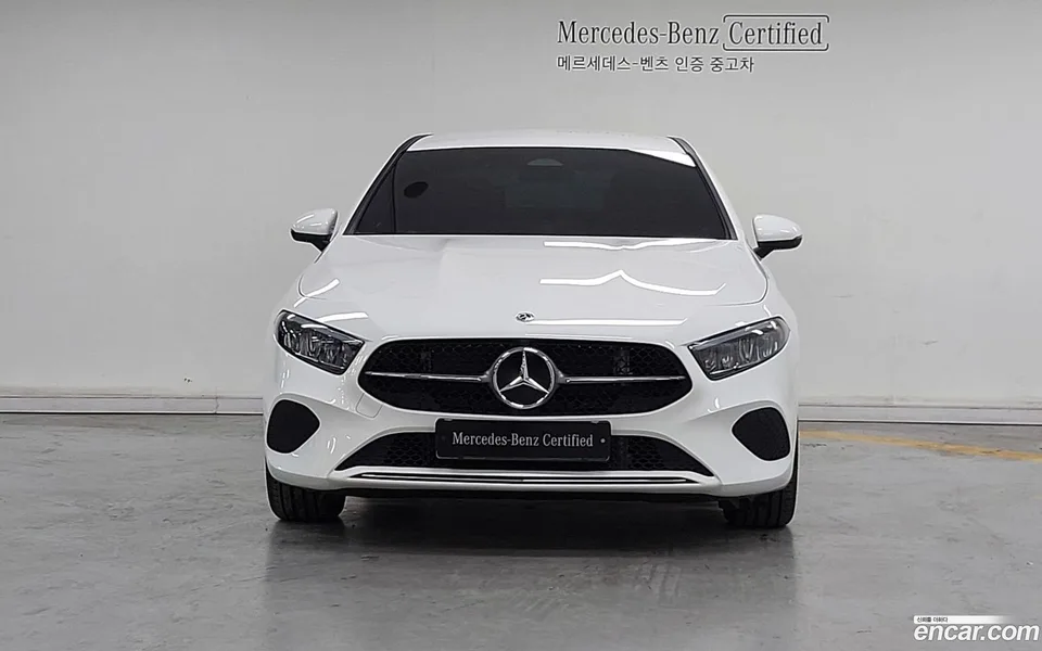 Mercedes-Benz A-Class A220 2024 — миниатюра 3