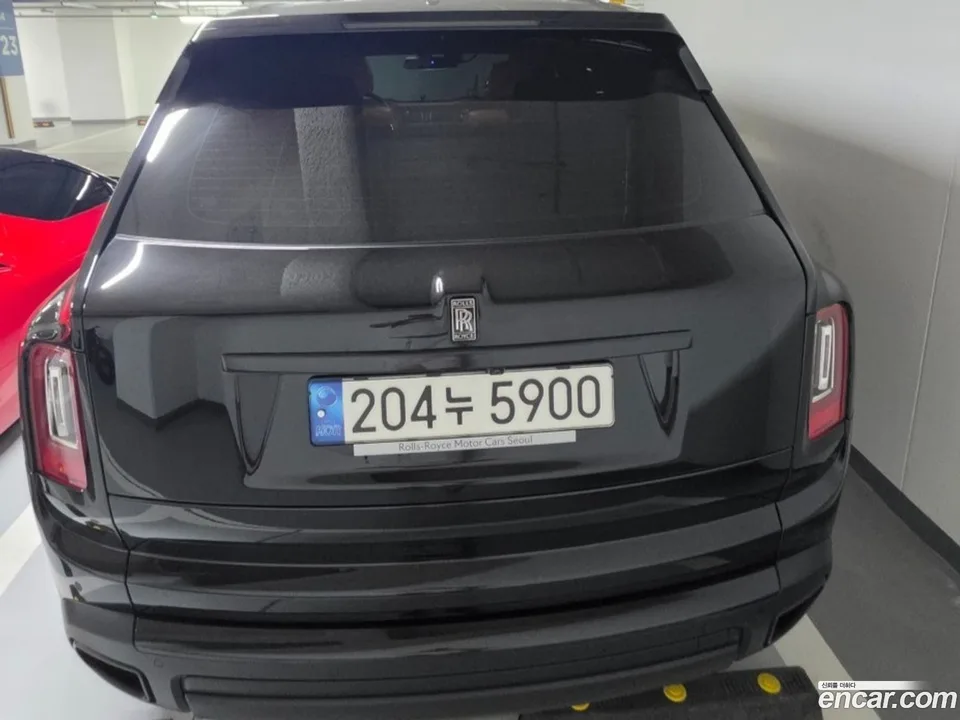 Rolls-Royce Cullinan 6.7 V12 2023 — миниатюра 4