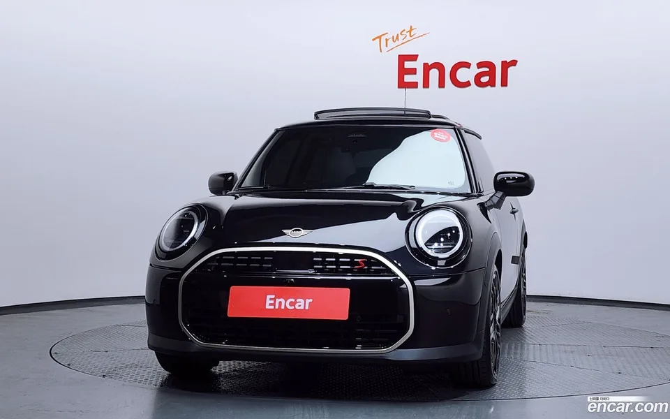 MINI Cooper S 2024 — миниатюра 3