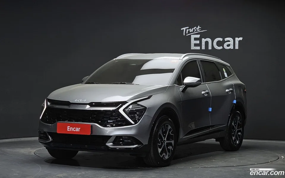 Kia Sportage Hybrid 2WD 2022 — фото 1, купить с доставкой в Москву