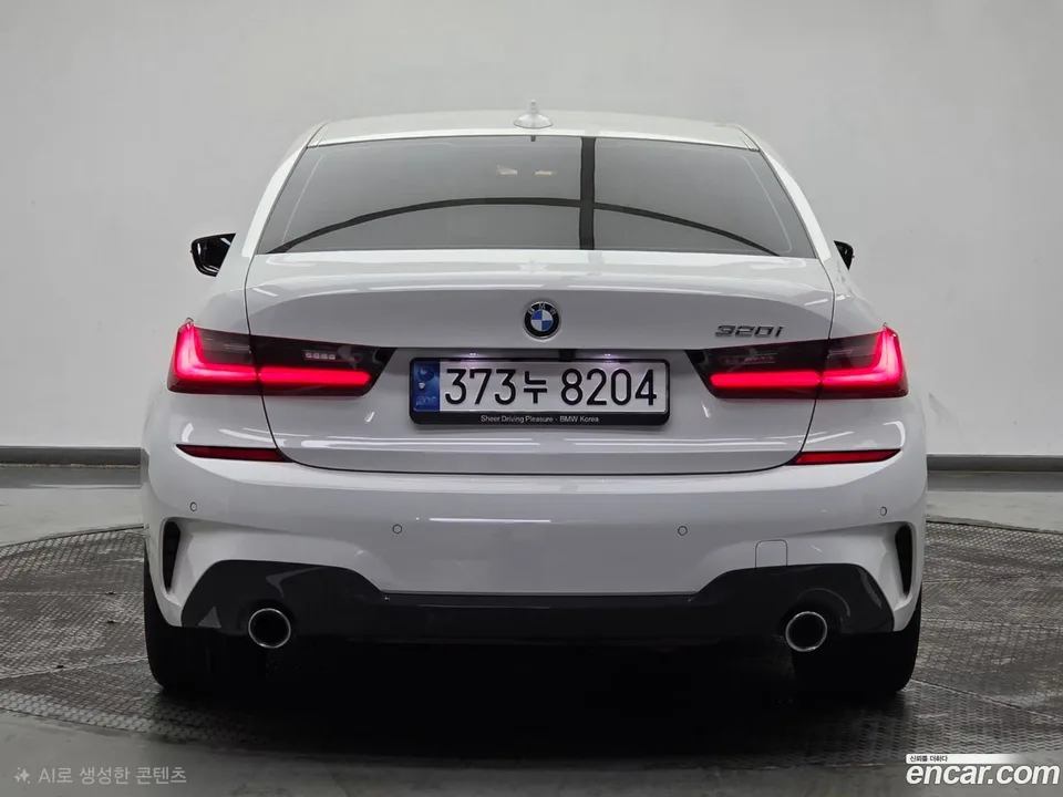 BMW 3 Series 320i M 2022 — миниатюра 4