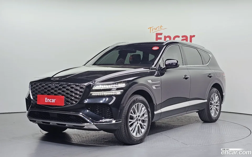 Genesis GV80 2.5T 2WD 2024 — фото 1, купить с доставкой в Москву