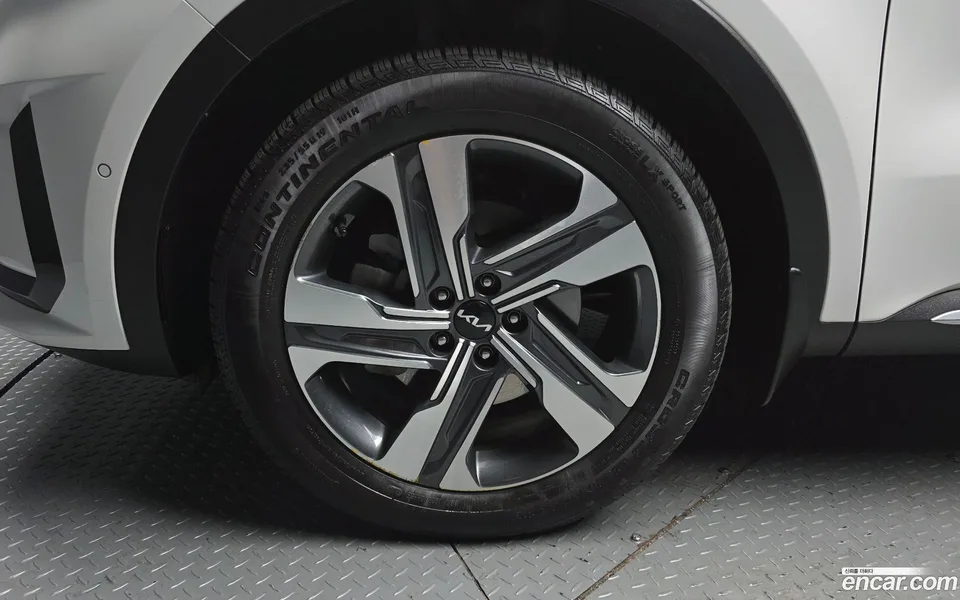 Kia Sorento HEV 1.6 2WD 2022 — миниатюра 2
