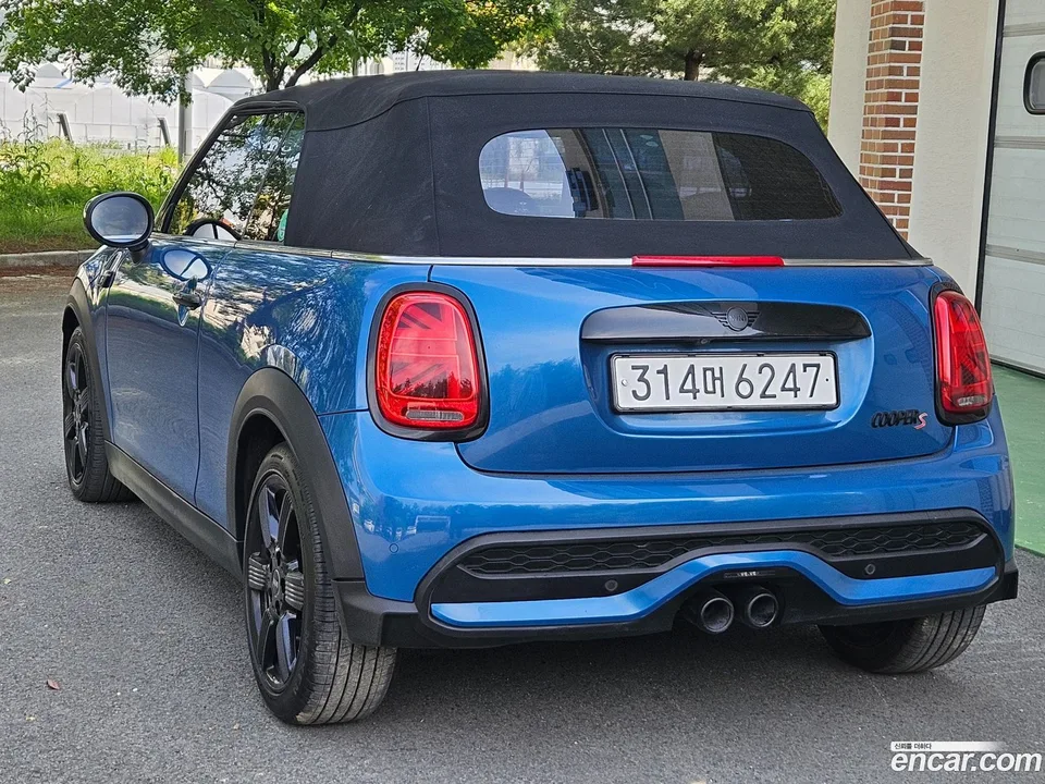 MINI Cooper S Convertible 2023 — thumbnail 5