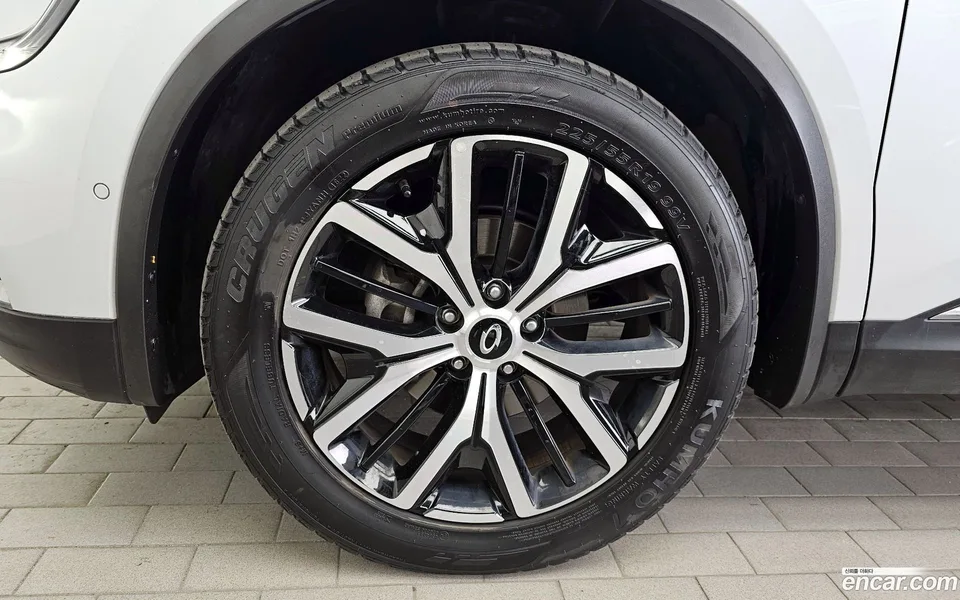 Renault Samsung QM6 2.0 LPe RE 2WD 2023 — миниатюра 2