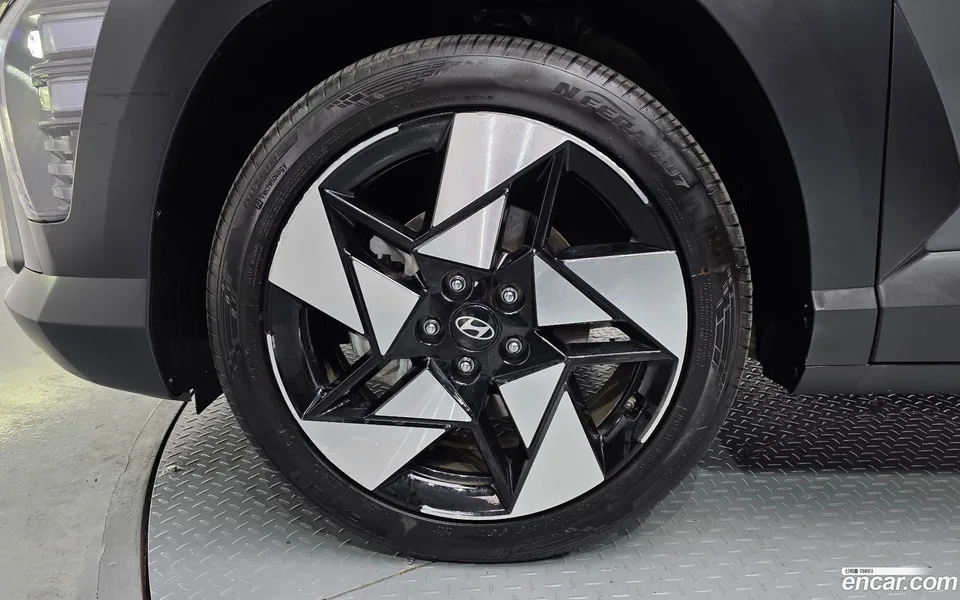 Hyundai Kona 1.6 2WD 2024 — миниатюра 5