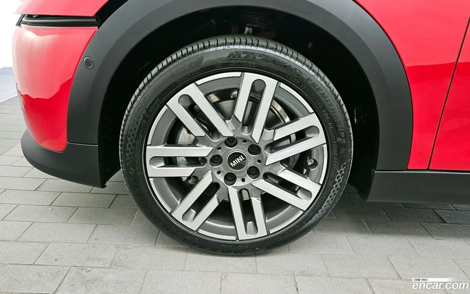 MINI Cooper C 5 2025 — миниатюра 5