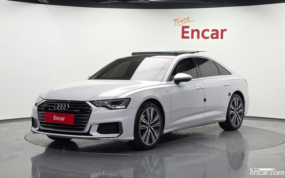 Audi A6 45 TFSI 2022 — фото 1, купить с доставкой в Москву