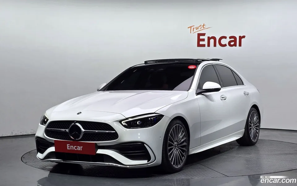 Mercedes-Benz C-Class C300 4MATIC AMG Line 2023 — фото 1, купить с доставкой в Москву