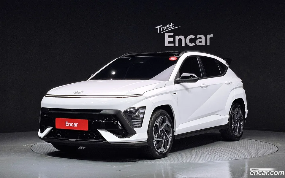 Hyundai Kona 1.6 2WD 2023 — фото 1, купить с доставкой в Москву