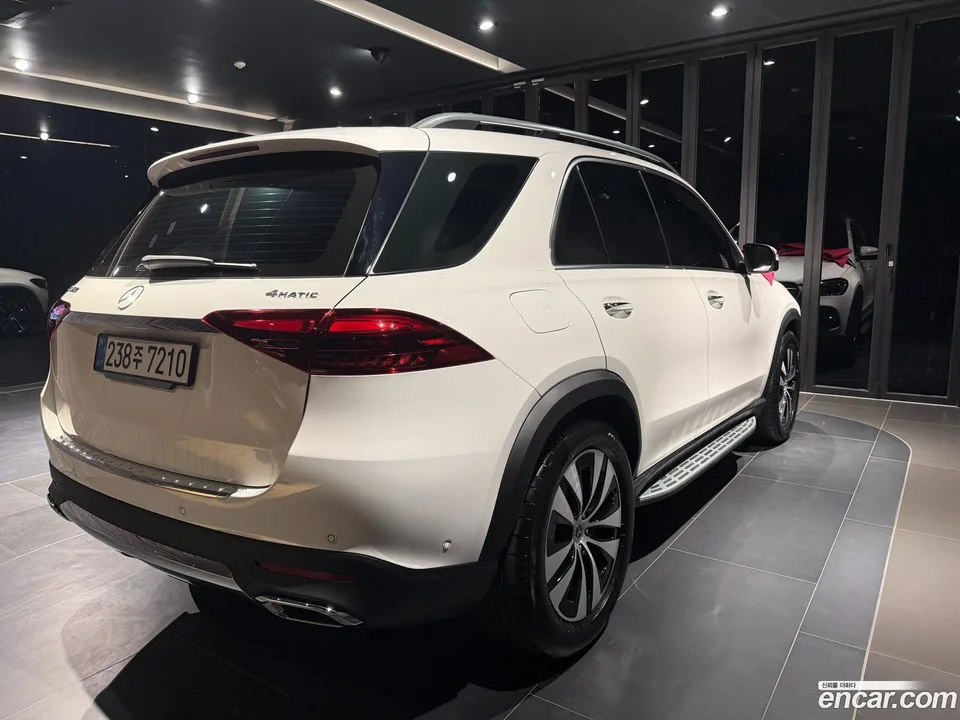 Mercedes-Benz GLE-Class GLE350 4MATIC 2026 — миниатюра 2