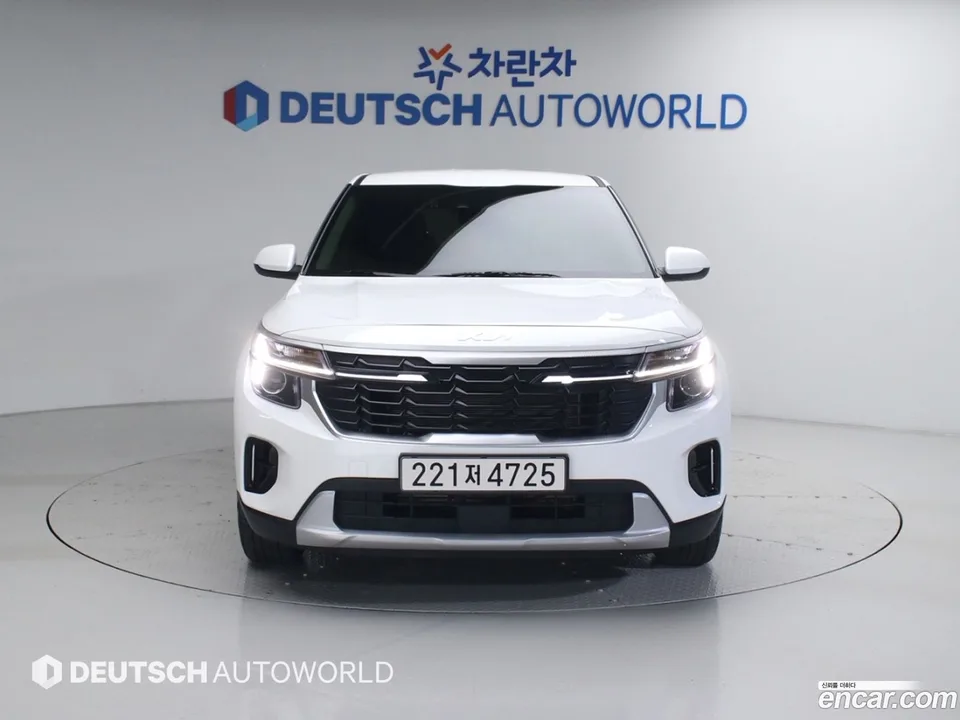Kia Seltos 2.0 2WD 2024 — миниатюра 3