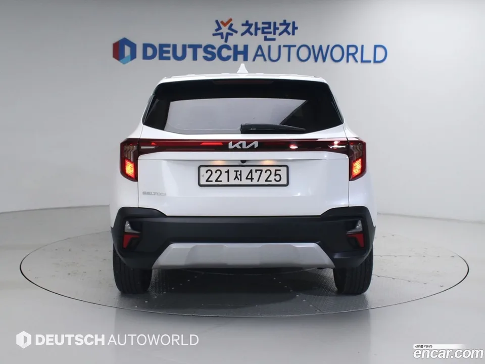Kia Seltos 2.0 2WD 2024 — миниатюра 4