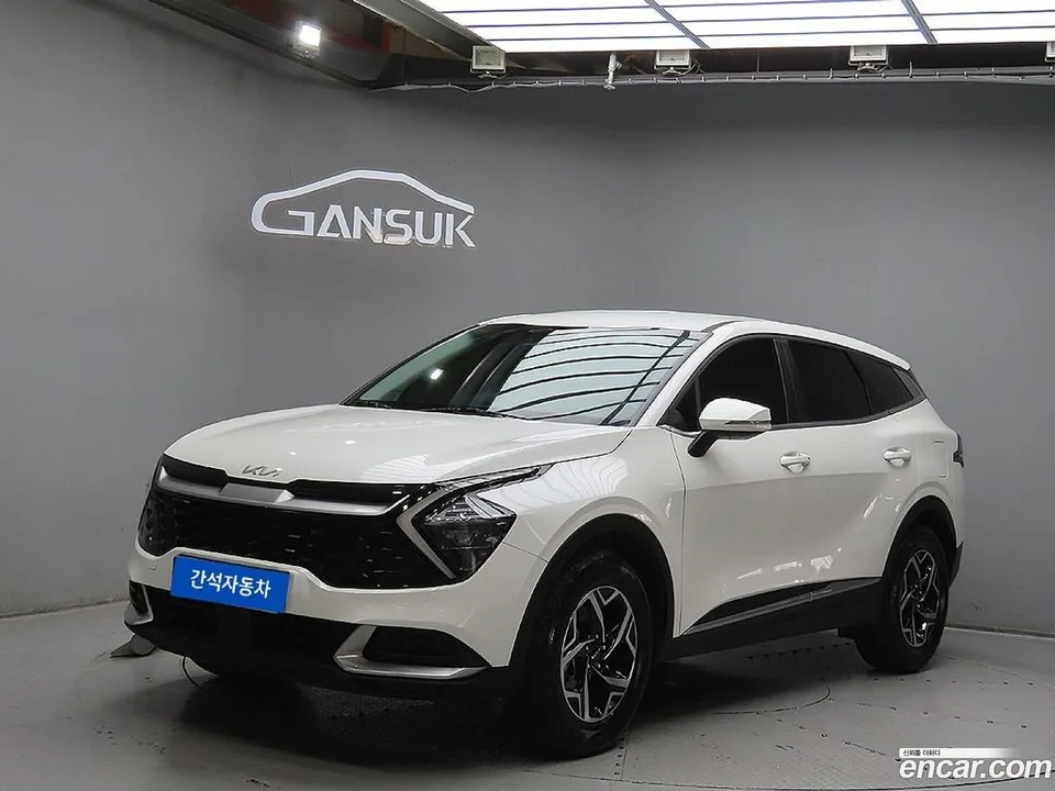 Kia Sportage 1.6 2WD 2022 — фото 1, купить с доставкой в Москву