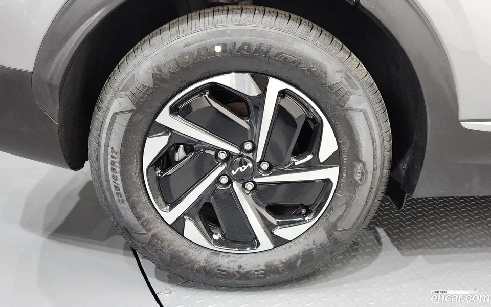 Kia Sportage Hybrid 2WD 2024 — миниатюра 2
