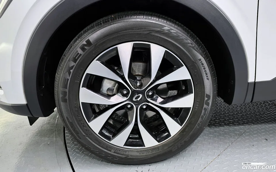 Renault Samsung XM3 (Arkana) 1.3 TCe RE 2022 — миниатюра 5