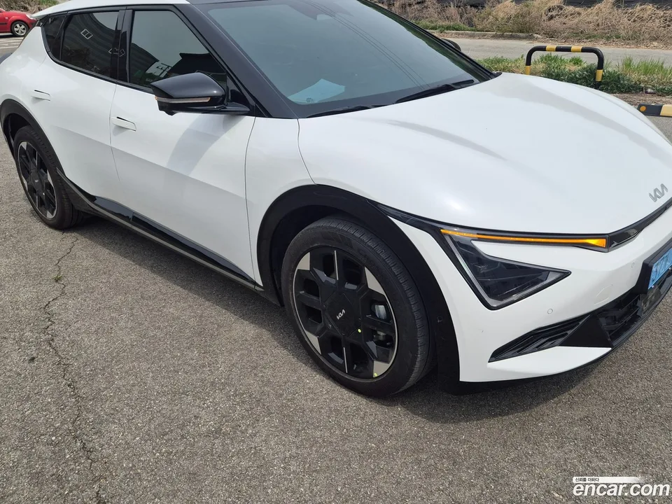 Kia EV6 2WD 2024 — миниатюра 2