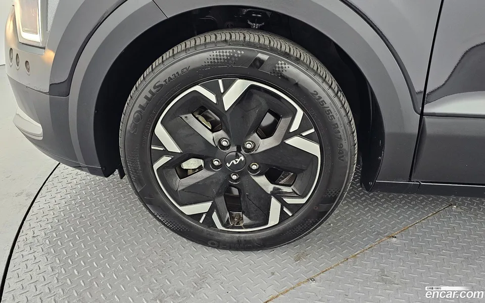 Kia Niro EV 2023 — миниатюра 5