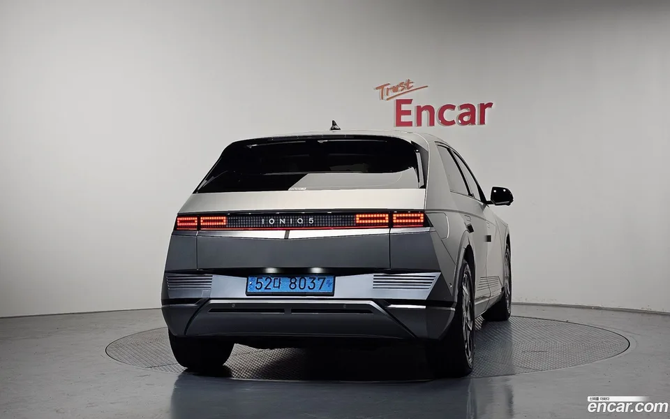 Hyundai Ioniq 5 2023 — миниатюра 4