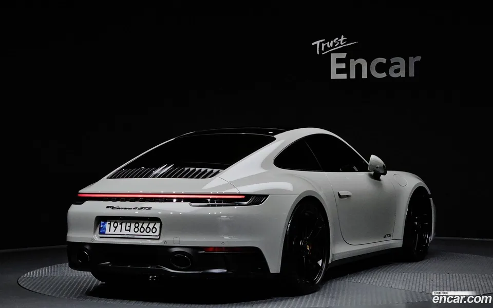 Porsche 911 (992) 4 GTS 2022 — фото 1, купить с доставкой в Москву