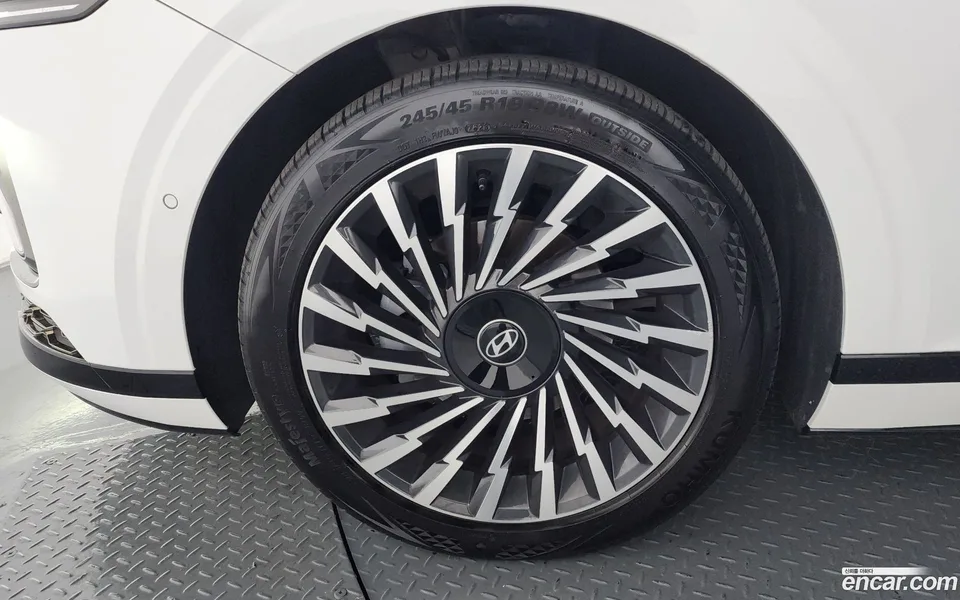 Hyundai Grandeur Hybrid 2023 — миниатюра 2