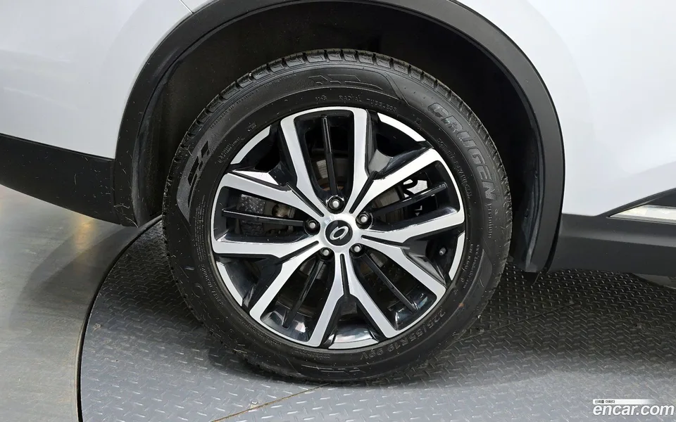 Renault Samsung QM6 2.0 LPe RE 2WD 2022 — миниатюра 5