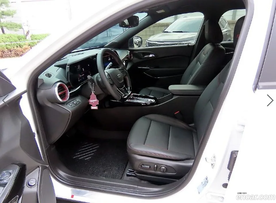 Chevrolet Trax Crossover 1.2 RS 2023 — миниатюра 2