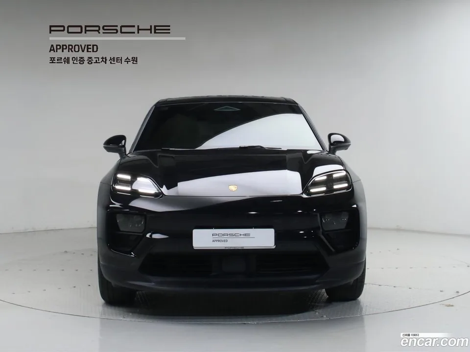 Porsche Macan Electric 4 2025 — миниатюра 3