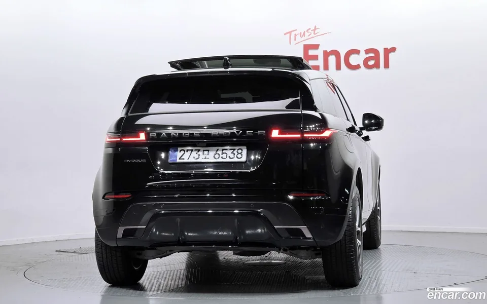 Land Rover Range Rover Evoque P250 SE 2025 — миниатюра 4