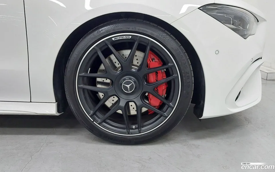 Mercedes-Benz CLA-Class AMG CLA 45 S 4MATIC+ 2024 — миниатюра 2