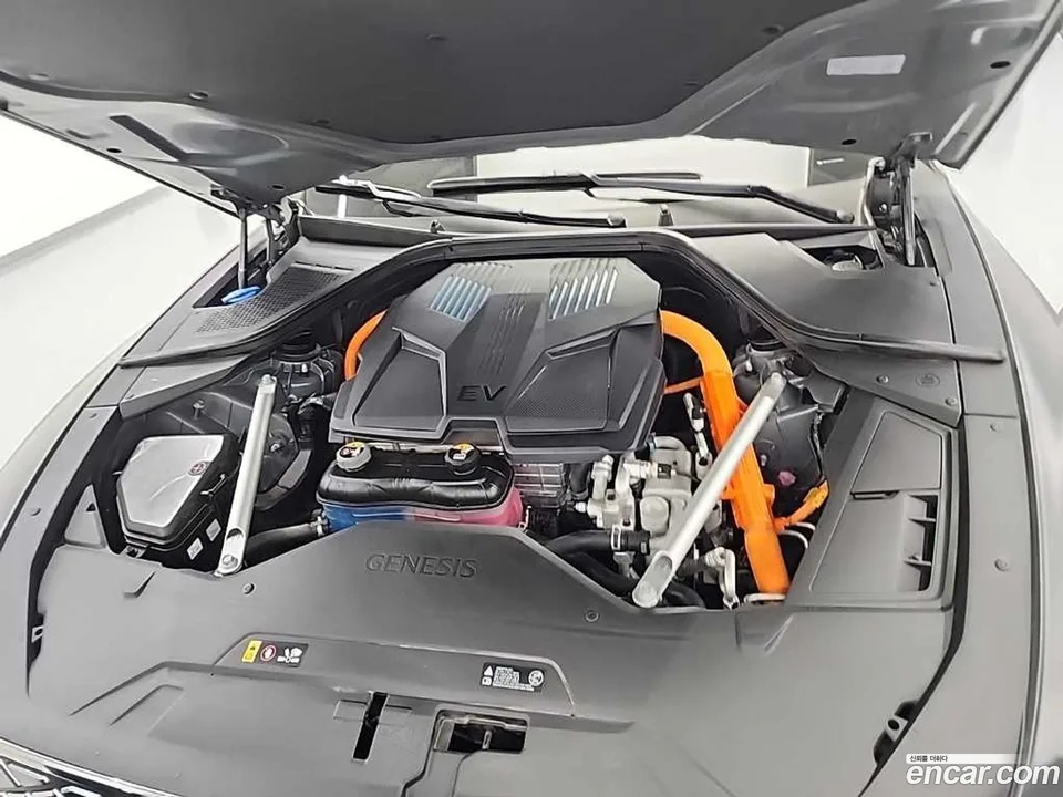 Genesis Electrified G80 e-AWD 2023 — миниатюра 5