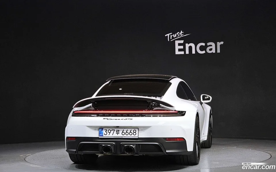 Porsche 911 (992) 4 GTS 2025 — миниатюра 4