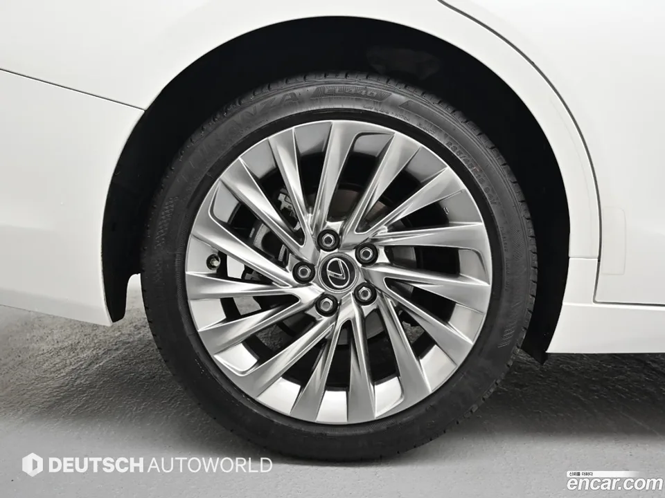 Lexus ES 300h 2024 — миниатюра 2