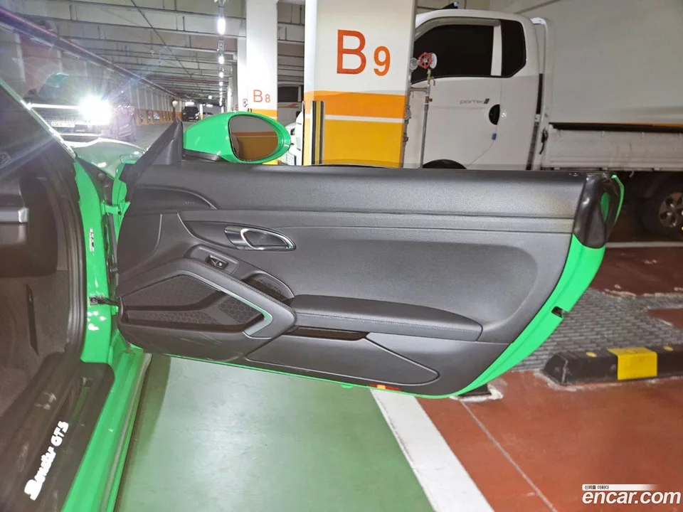 Porsche 718 Boxster 4.0 GTS 2023 — миниатюра 2