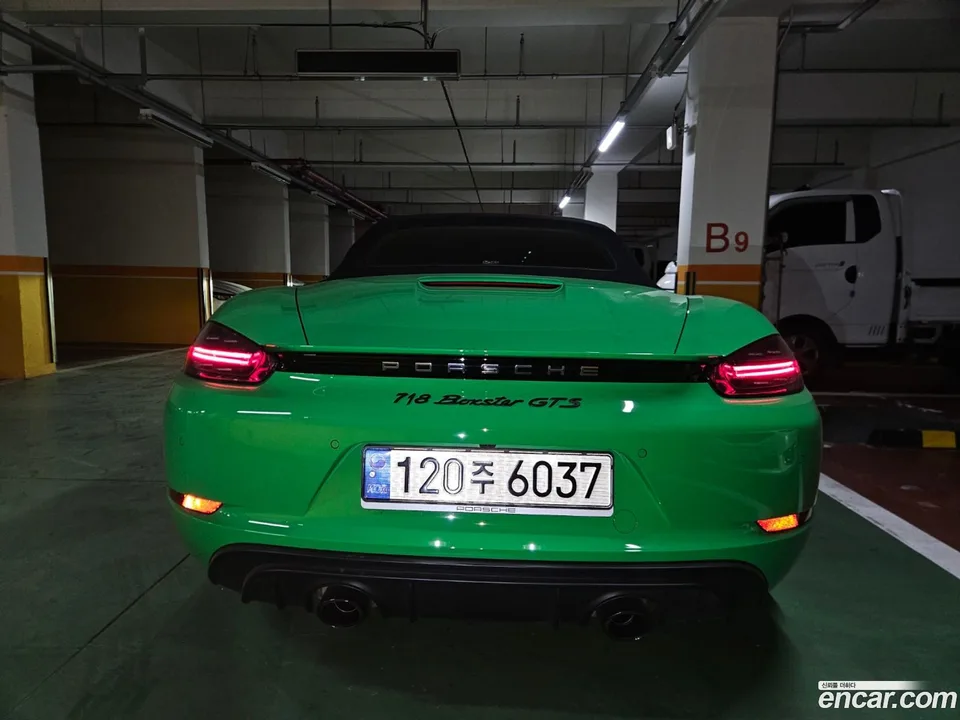 Porsche 718 Boxster 4.0 GTS 2023 — миниатюра 3