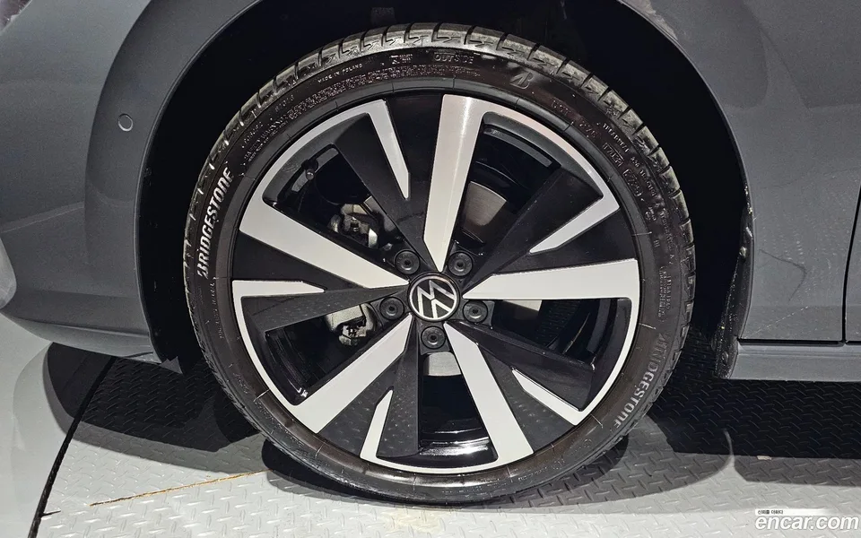 Volkswagen Golf 2.0 TDI 2025 — миниатюра 2