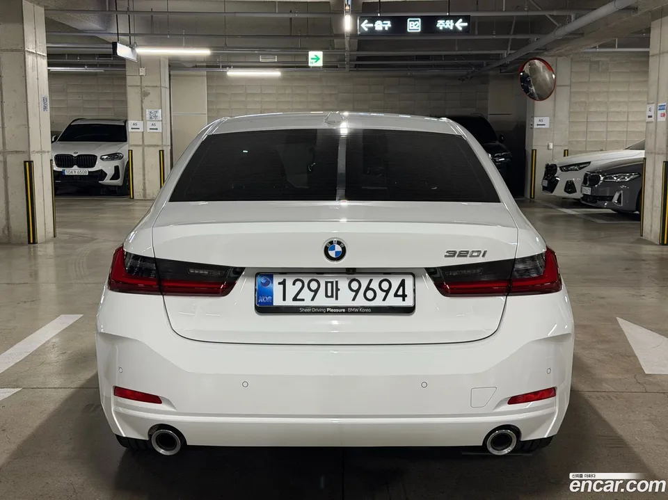 BMW 3 Series 320i 2025 — миниатюра 4