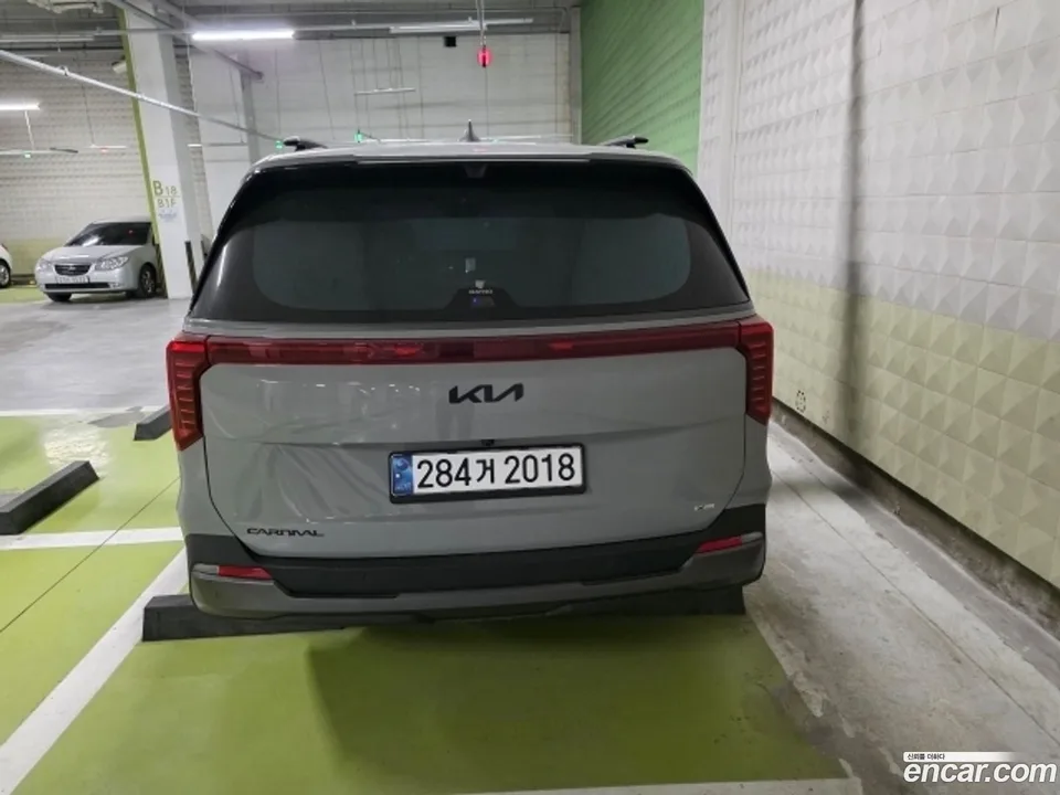 Kia Carnival HEV 7 X Line 2026 — миниатюра 3
