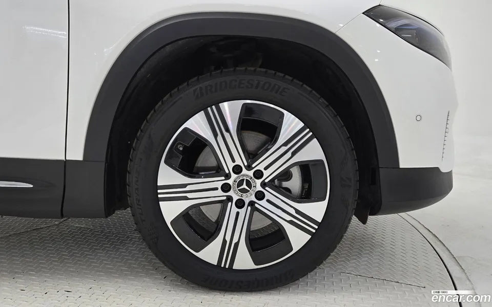 Mercedes-Benz EQB EQB300 4MATIC 2024 — миниатюра 2