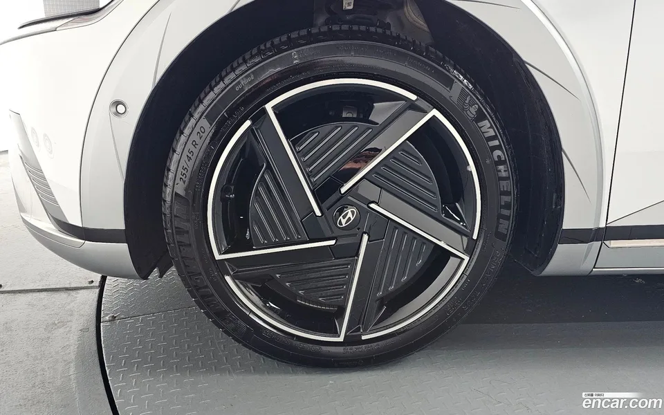 Hyundai Ioniq 5 2024 — миниатюра 2