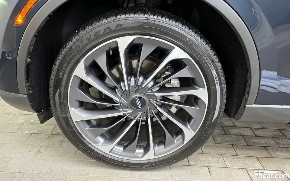 Lincoln Aviator 3.0 AWD 2022 — миниатюра 2