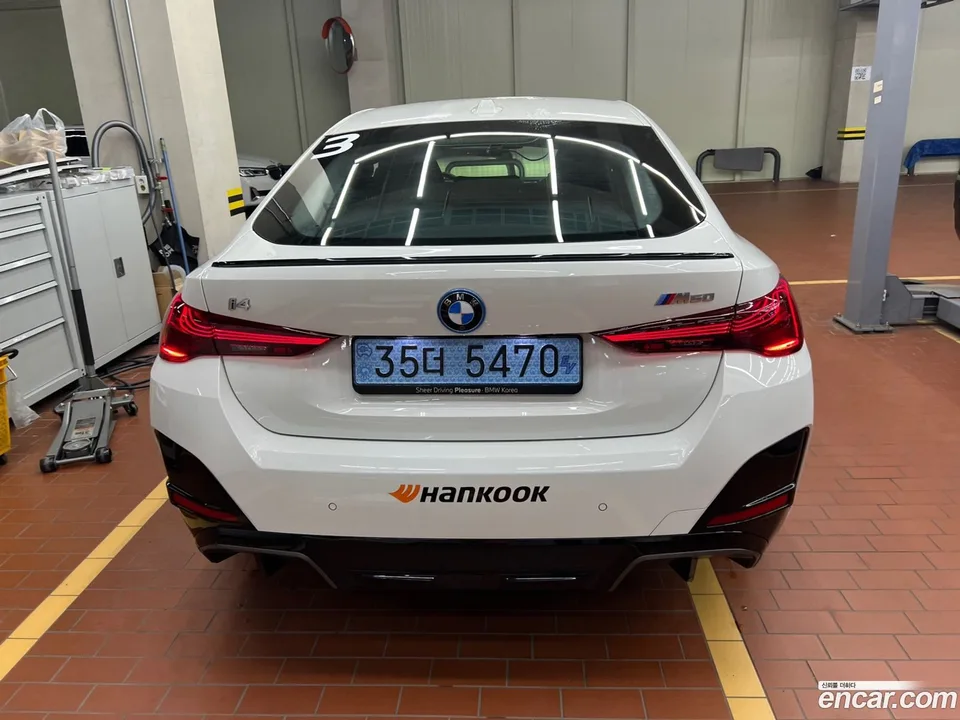 BMW i4 M50 2025 — миниатюра 4