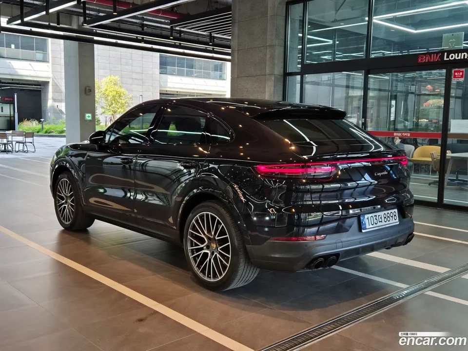 Porsche Cayenne 3.0 2022 — миниатюра 5