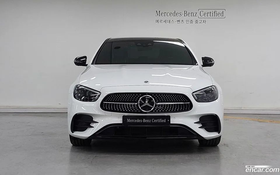 Mercedes-Benz E-Class E350 4MATIC AMG Line 2022 — миниатюра 3