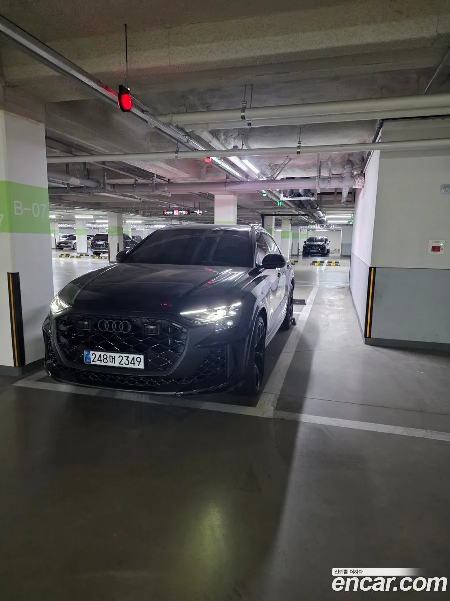 Audi RSQ8 (4M) 4.0 TFSI 2025 — фото 1, купить с доставкой в Москву