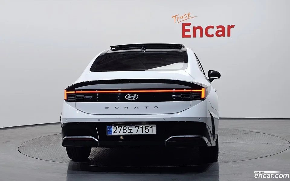 Hyundai Sonata The Edge 1.6 2023 — миниатюра 4