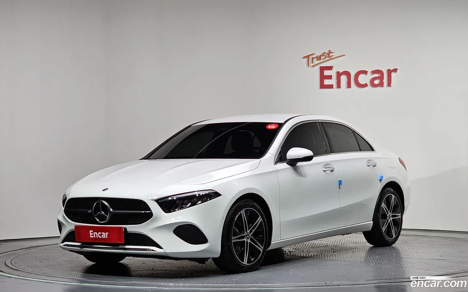 Mercedes-Benz A-Class A220 2024 — фото 1, купить с доставкой в Москву