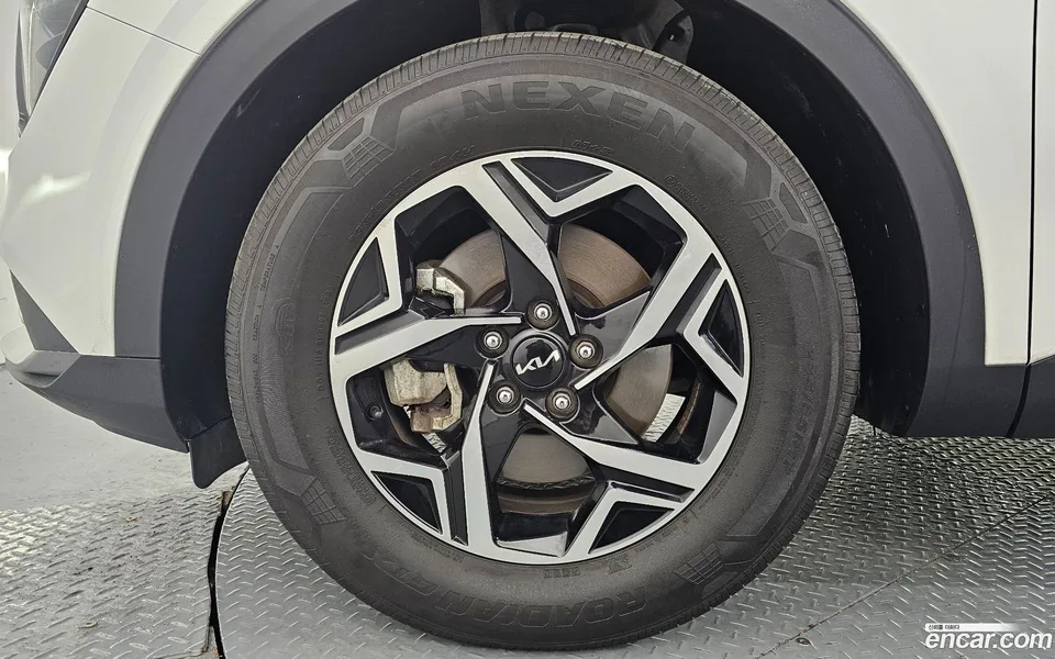 Kia Sportage 2.0 4WD 2023 — миниатюра 2