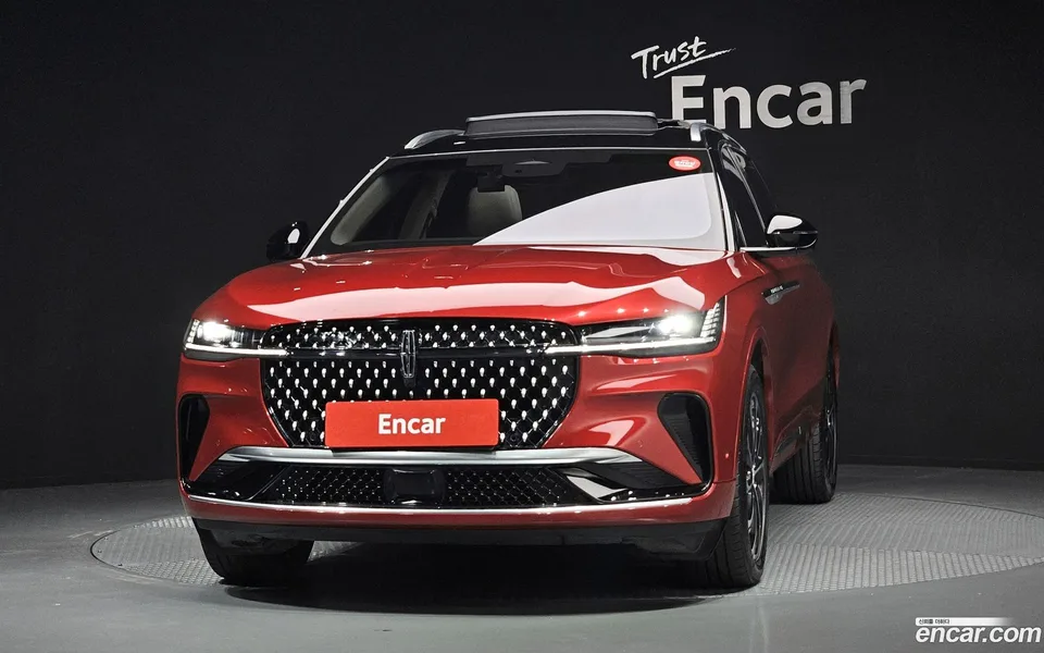 Lincoln Nautilus 2.0 AWD 2024 — миниатюра 3